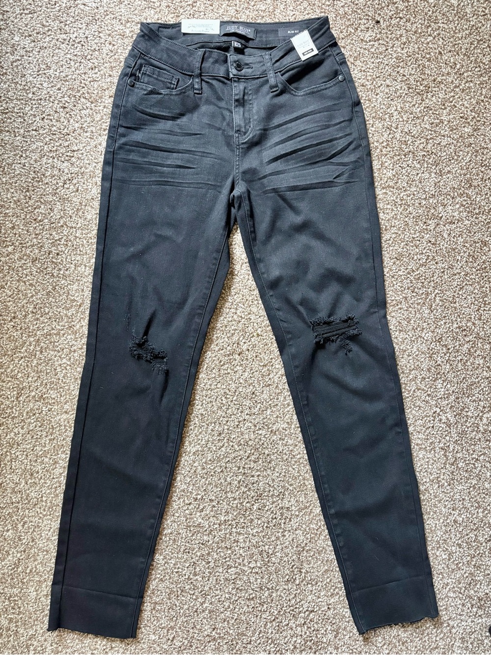 Judy Blue Black Skinny Jeans with Knee Distress